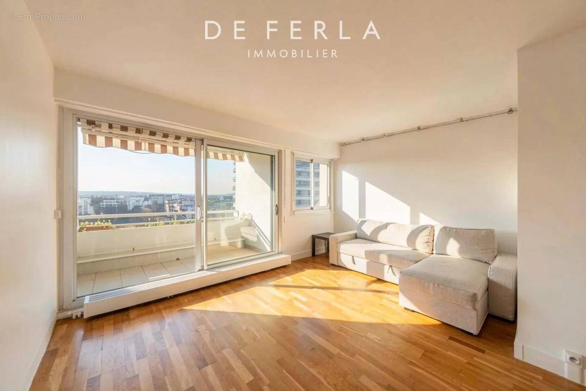 Appartement à PARIS-15E