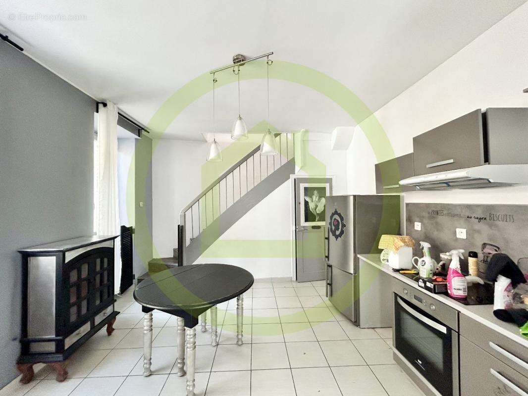 Maison à LENS-LESTANG