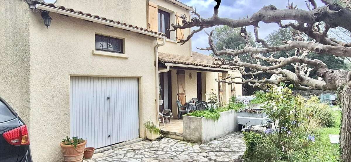 Maison Aumelas 4 pièce(s) 95 m2 - photo 2