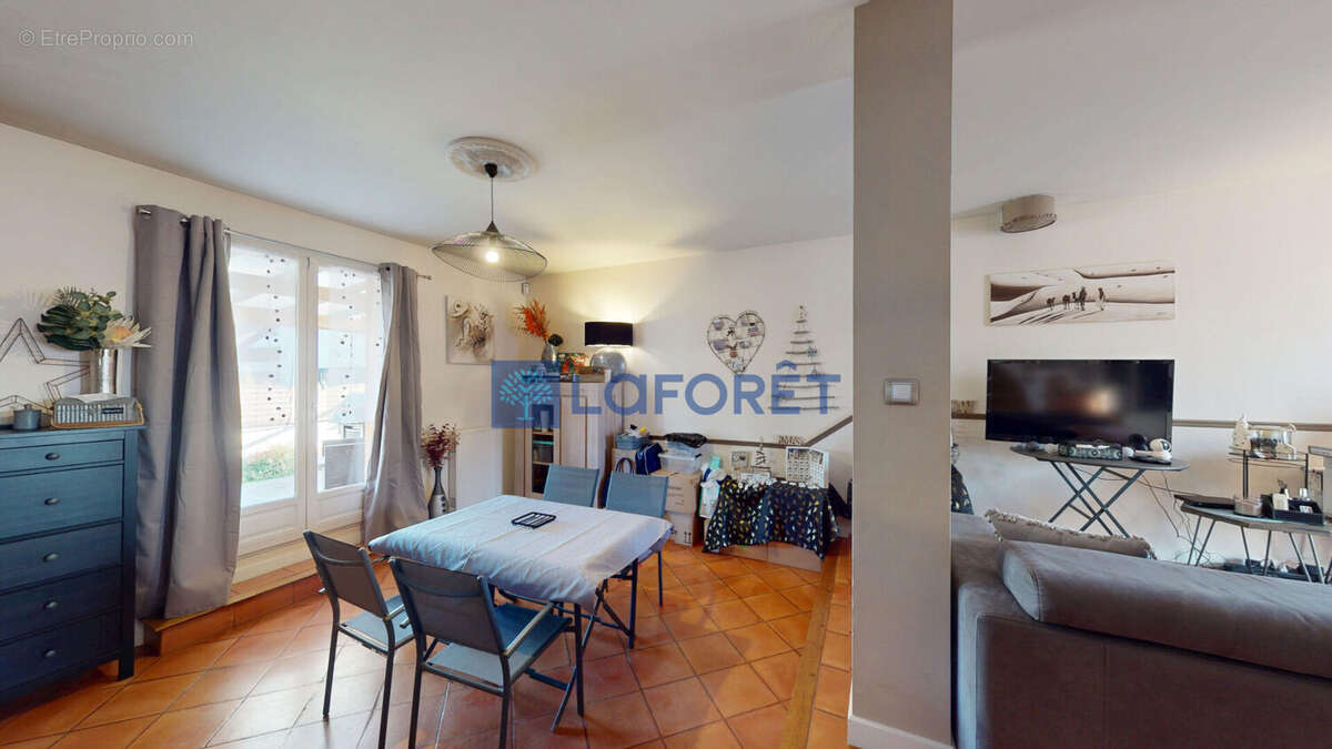 Maison à ATHIS-MONS