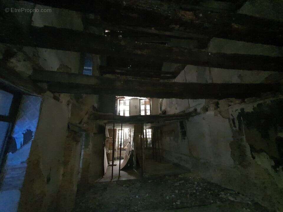 Maison à REUILLY