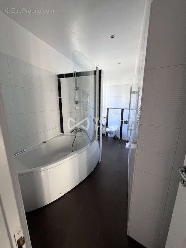 Appartement à LINAS