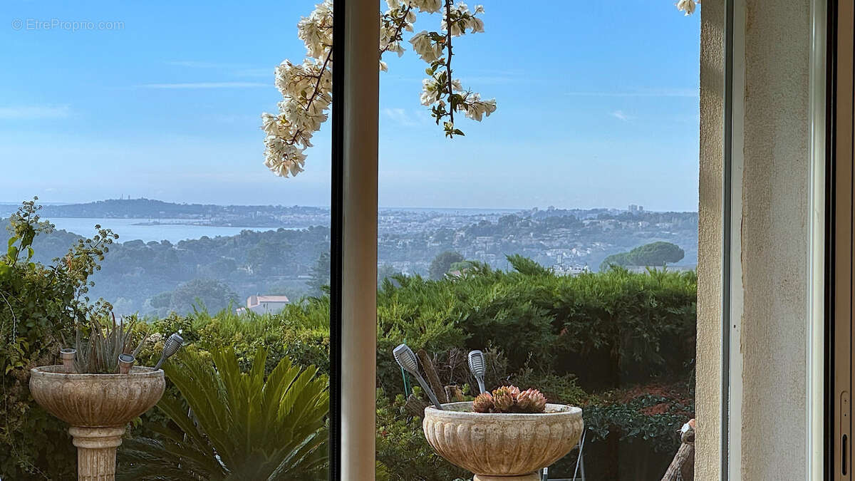 Maison à CAGNES-SUR-MER