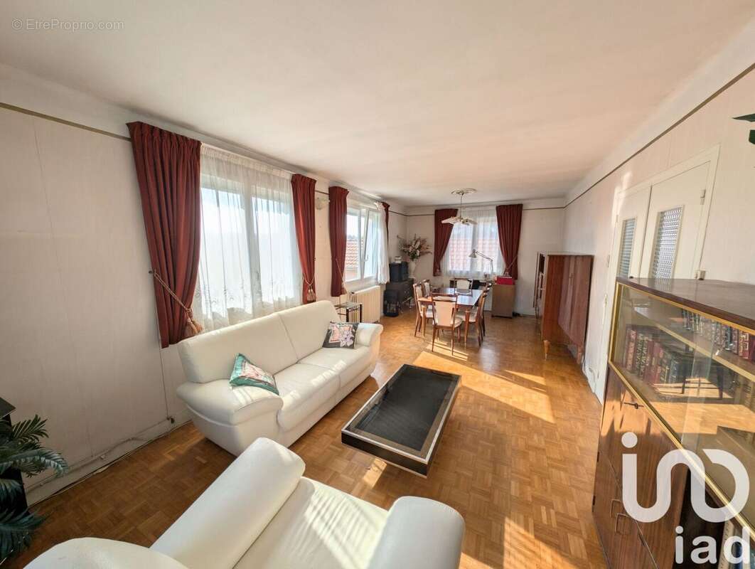 Photo 2 - Maison à AMILLY