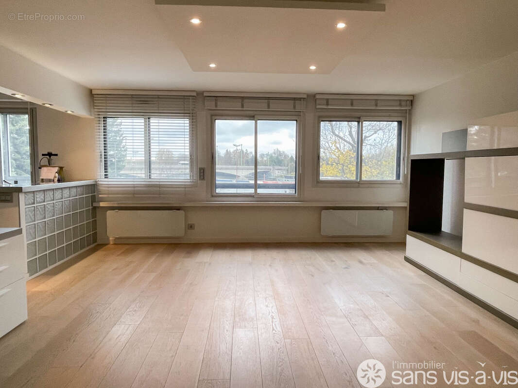 Appartement à SURESNES