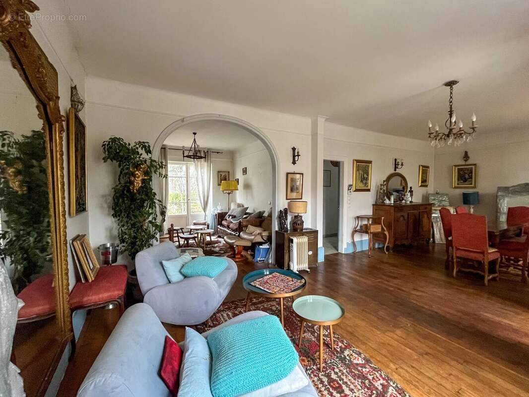 Appartement à LE RAINCY