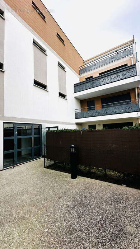 Appartement à BOIS-D'ARCY