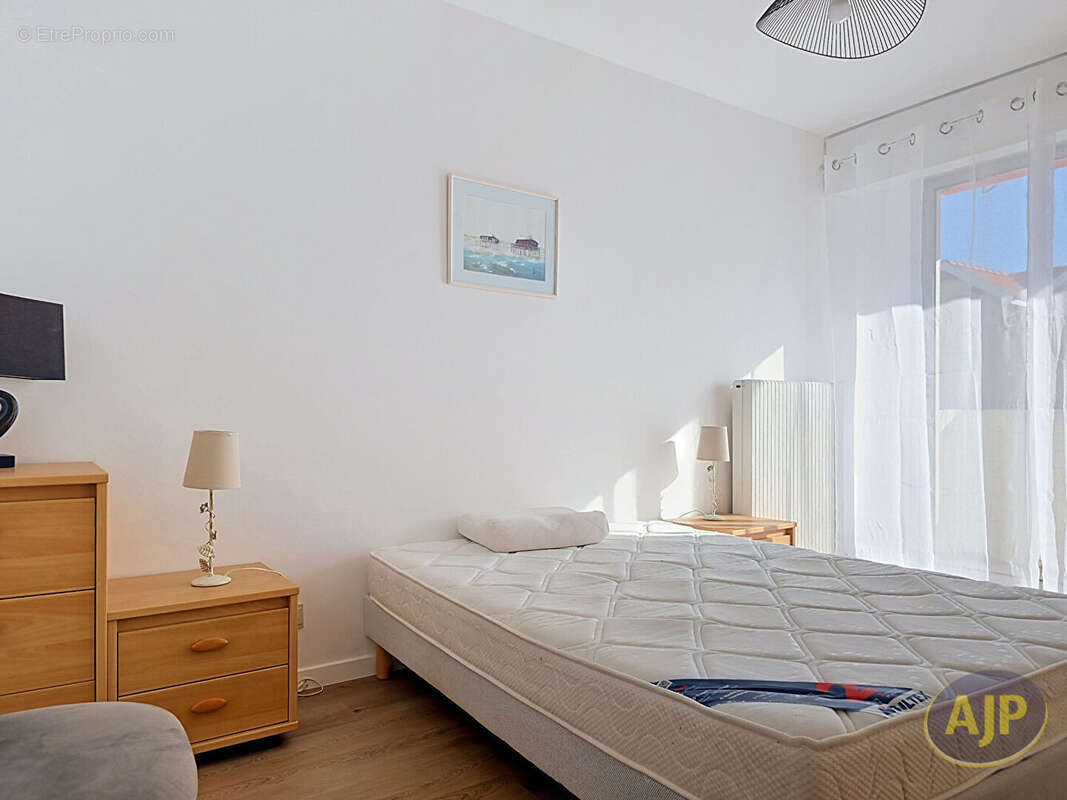Arcachon Aiguillon T2 traversant 49m² - photo 14