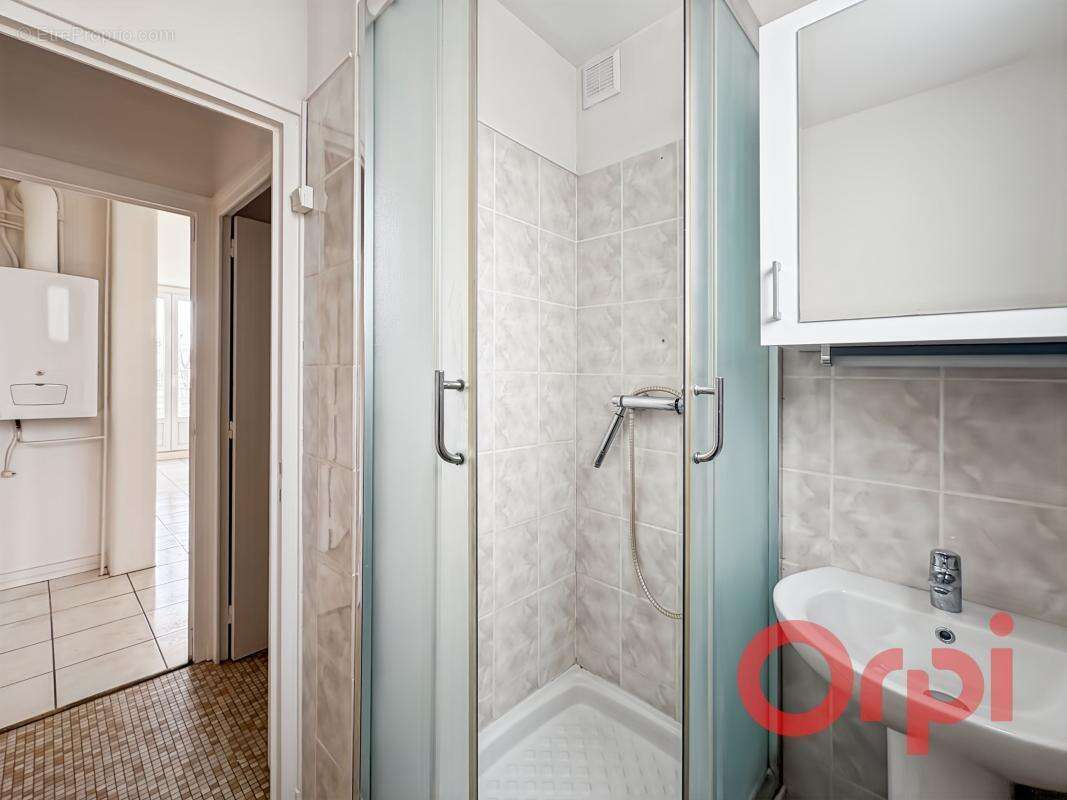 Appartement à SAINT-AMAND-MONTROND