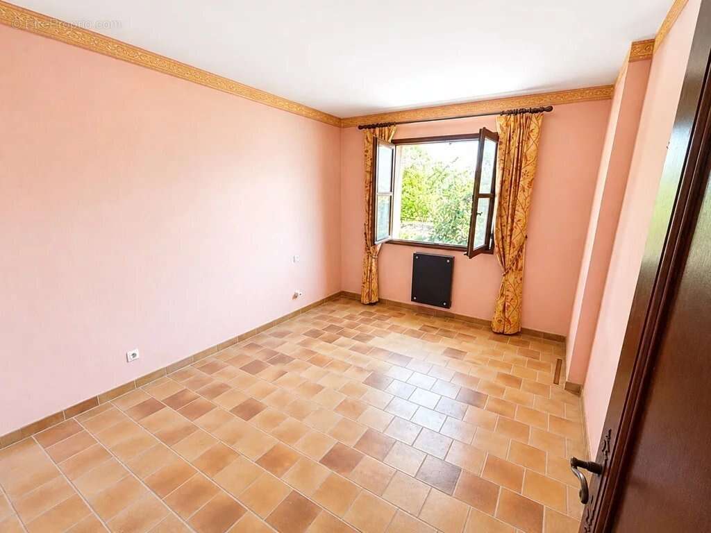Maison à CARROS