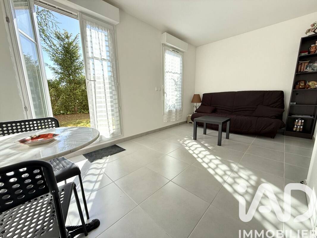 Photo 1 - Appartement à CROSNE