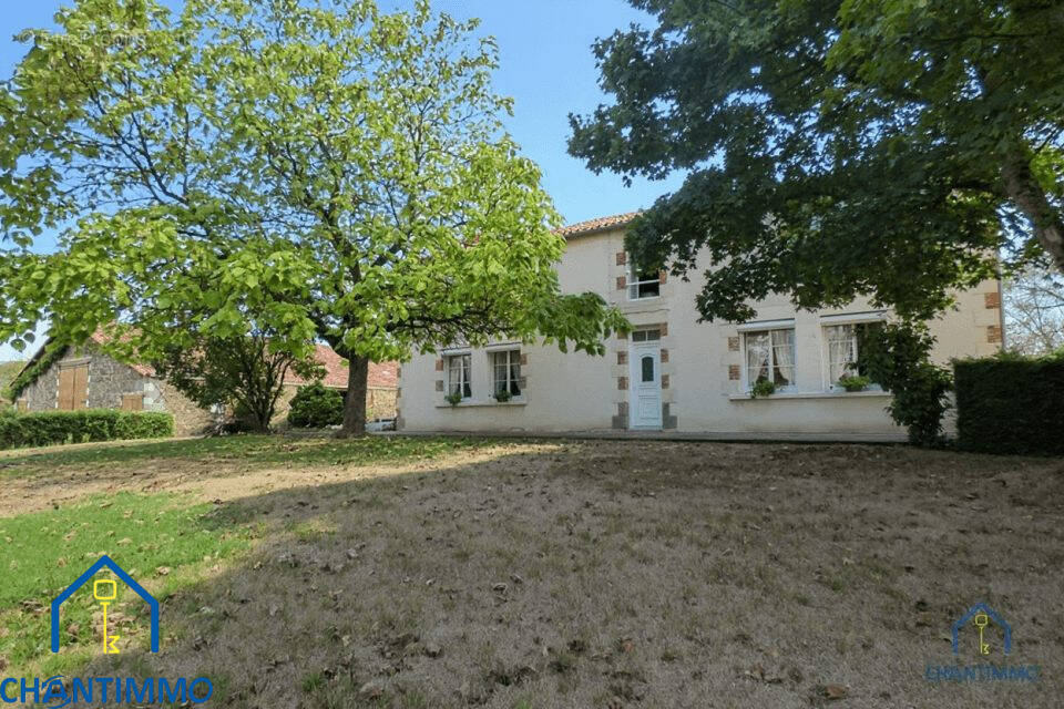 Maison à CHANTONNAY