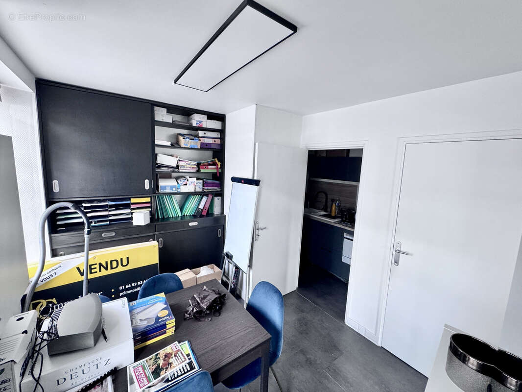 Commerce 36 m² à Sivry-Courtry  - photo 8