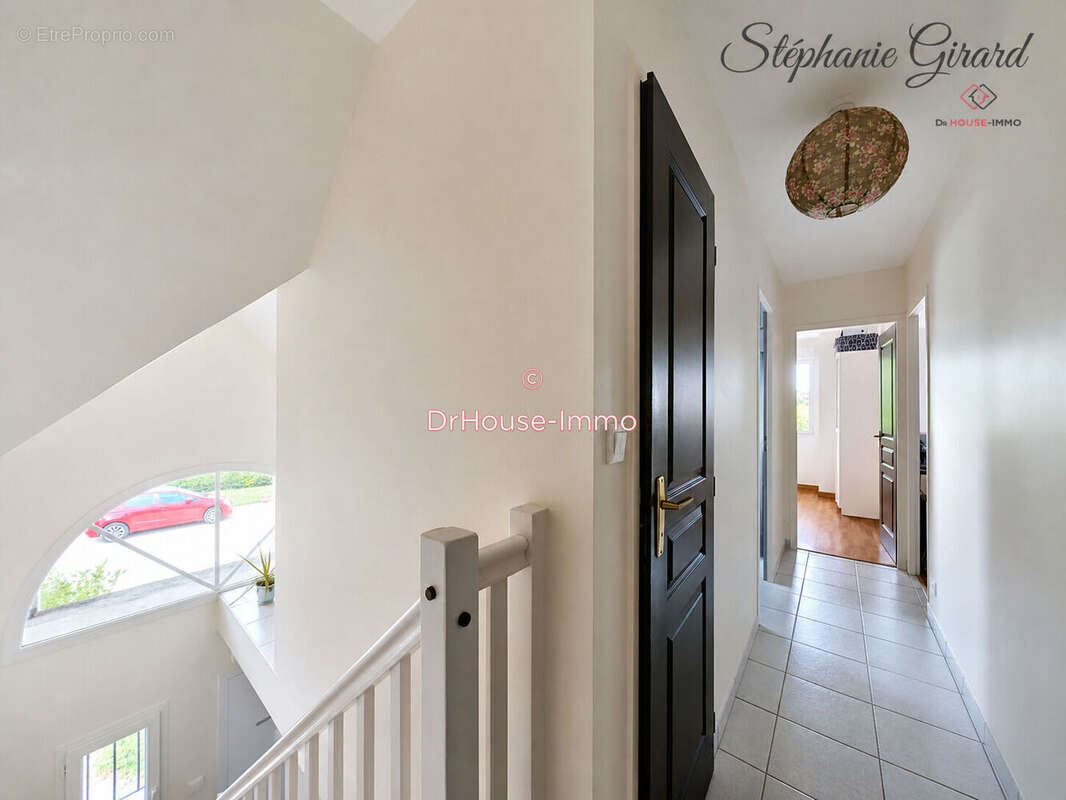 Maison 140 m² à Saint-Denis-En-Val  - photo 26