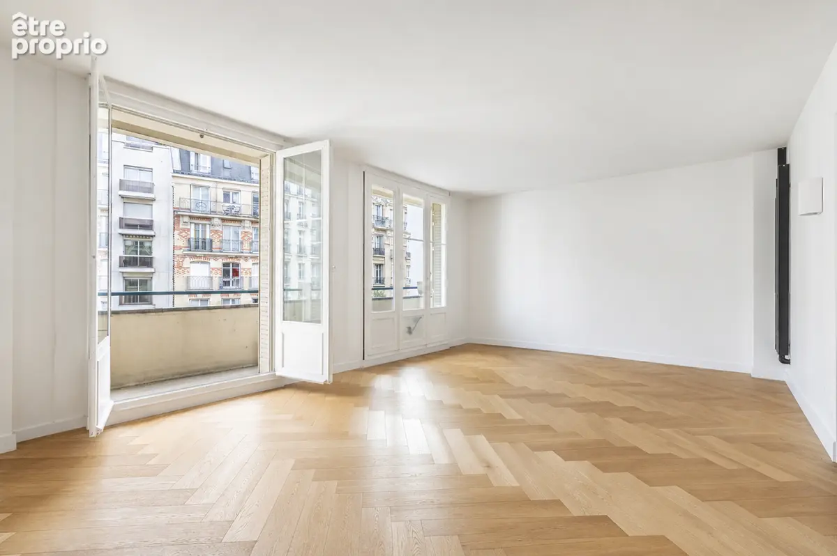 Appartement à PARIS-15E