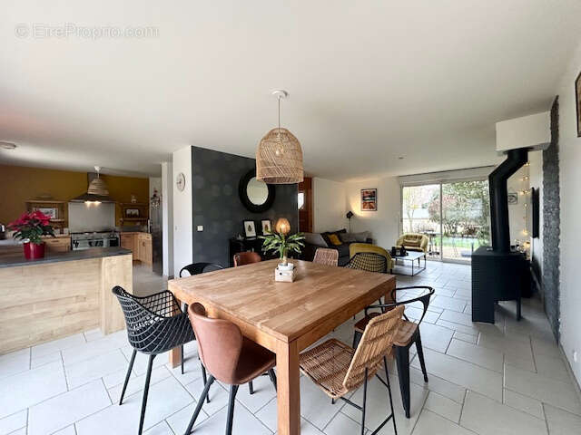 Maison à MARCOUSSIS