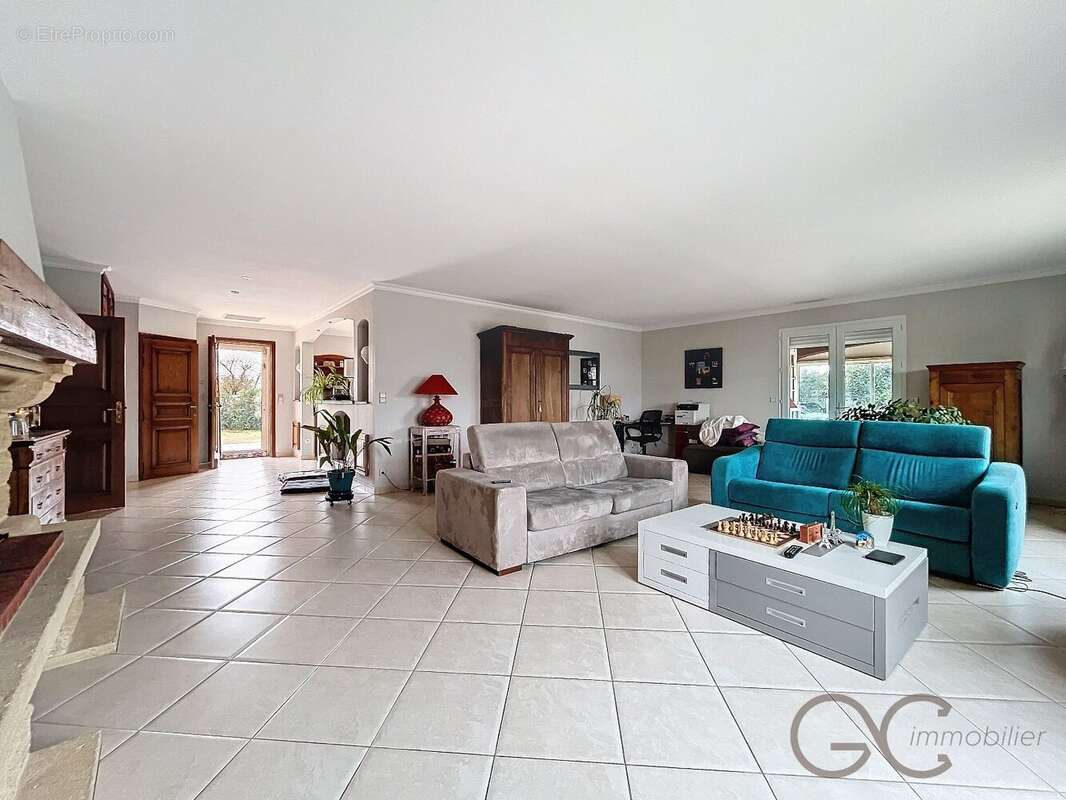 Maison à THEZAN-LES-BEZIERS