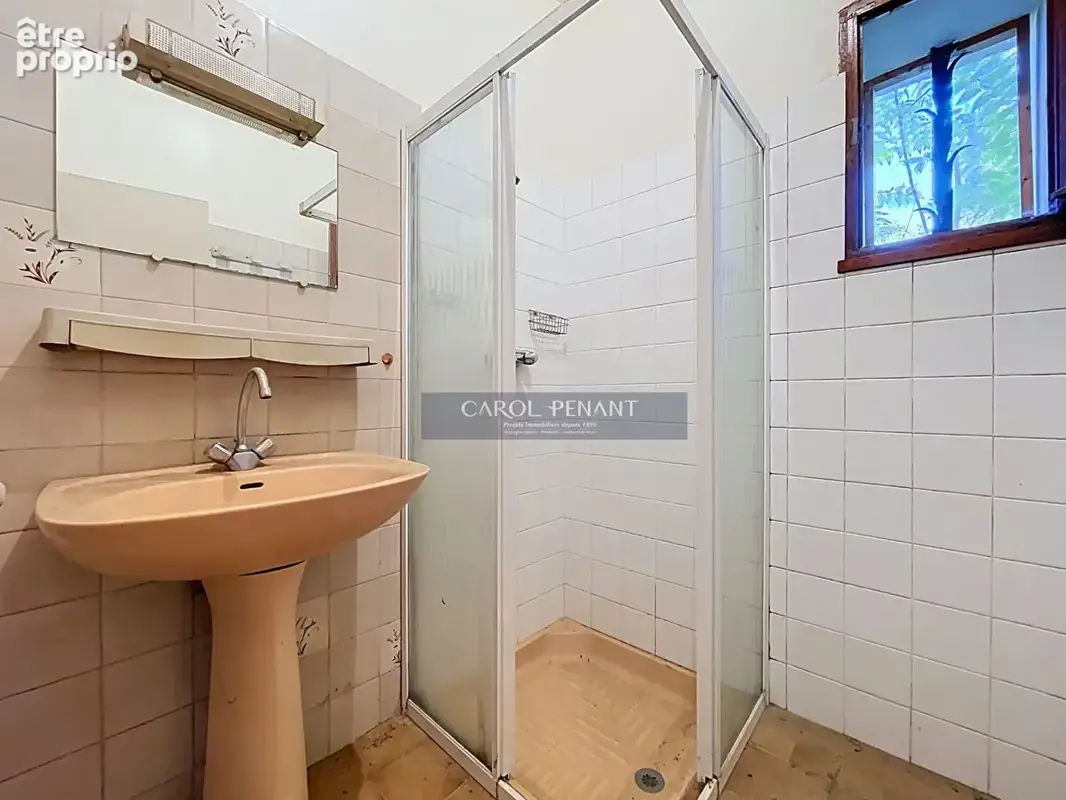Carpentras mas t11 189 m2 a renover sur 2000m² de terrain - photo 8