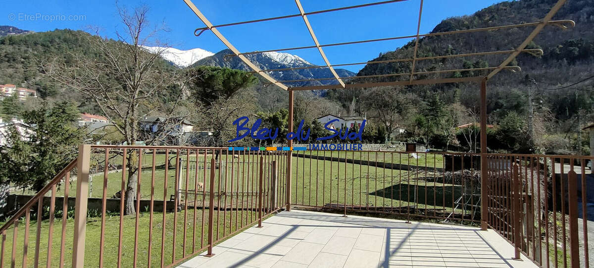 terrasse T3 - Appartement à VERNET-LES-BAINS