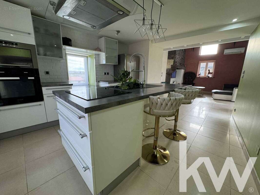 Maison à SAINT-GEORGES-SUR-ALLIER