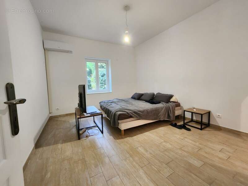  Propriété d'Exception à Banne : Le Luxe au Cœur de l'Ardèche Sauvage - photo 13