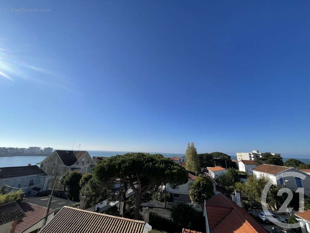 Appartement à VAUX-SUR-MER