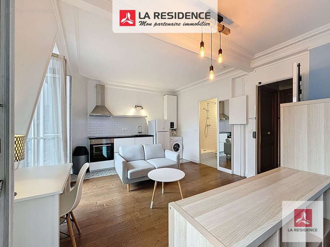 Appartement à PARIS-18E