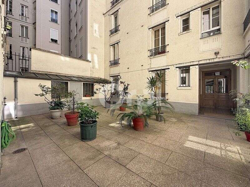 Appartement à PARIS-15E
