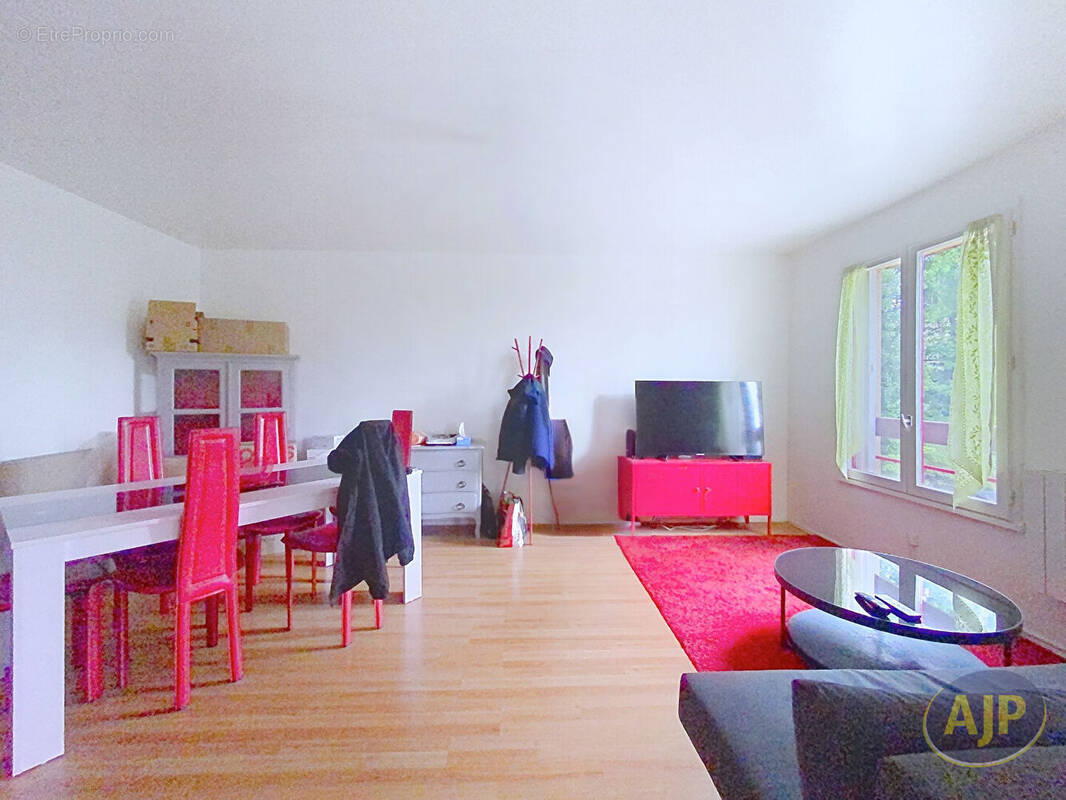 Appartement à CHARTRES-DE-BRETAGNE