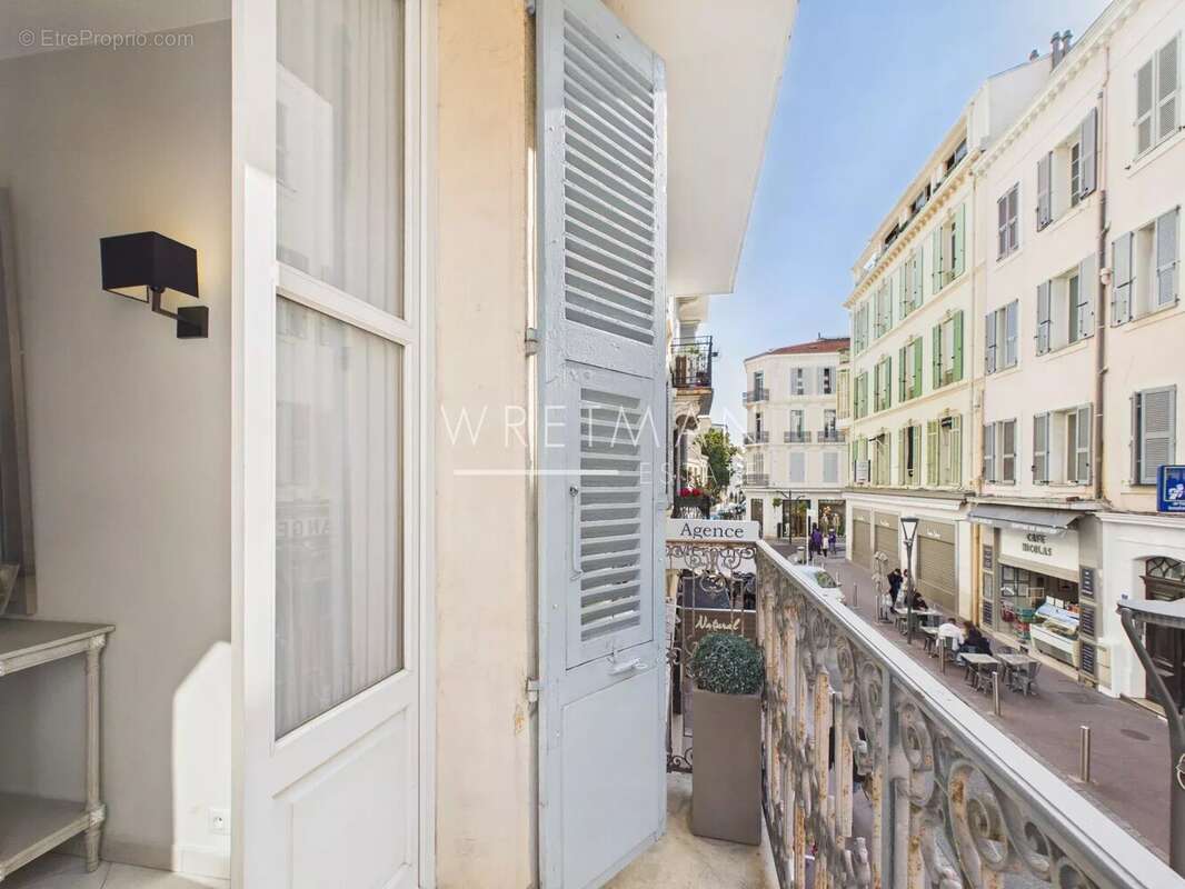 Appartement à CANNES