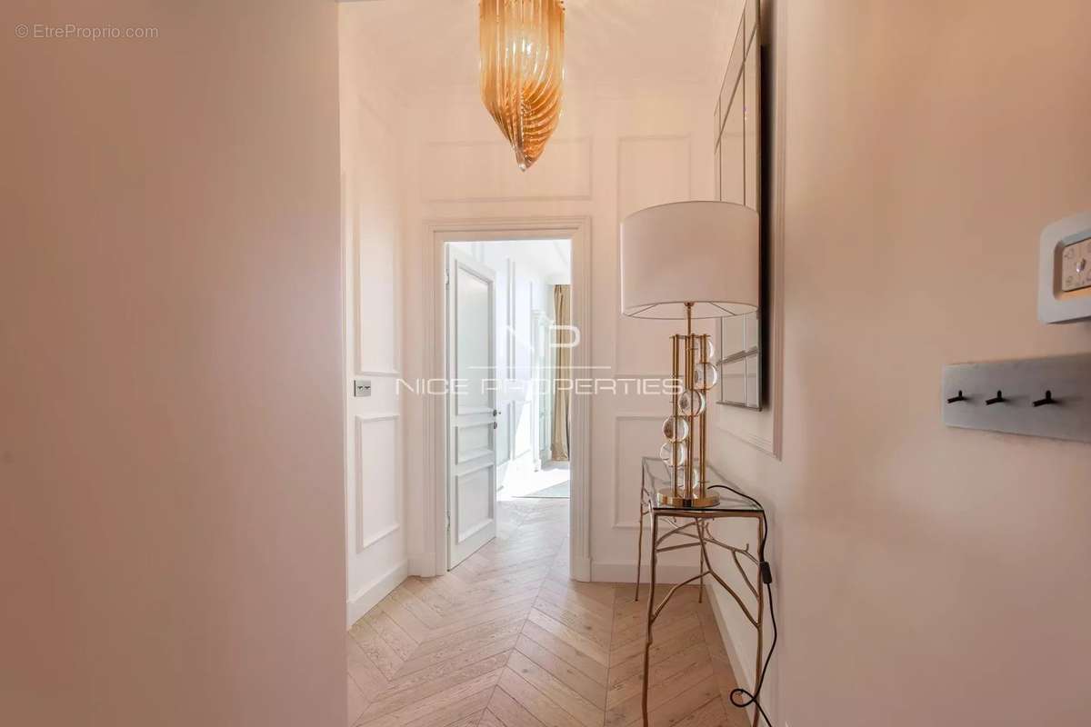 Appartement à NICE