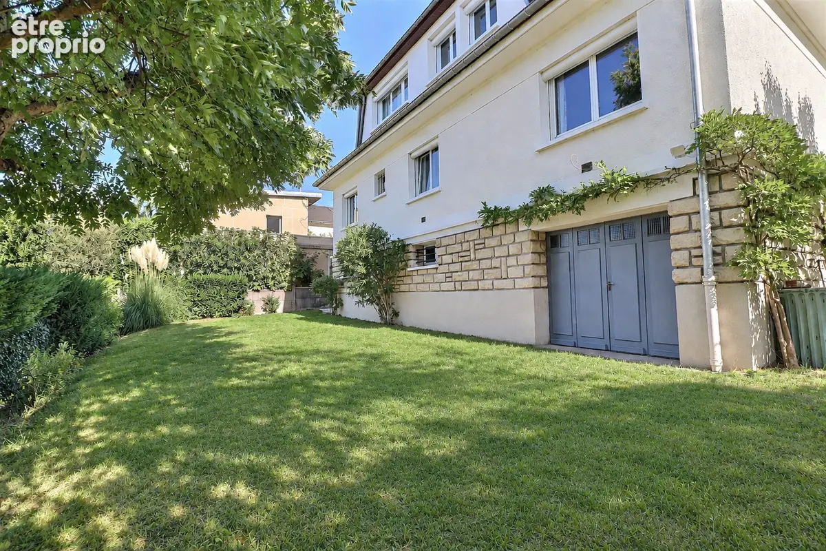 Domaine de Grandchamp - Maison 5 chambres - Terrain 671m² - photo 3