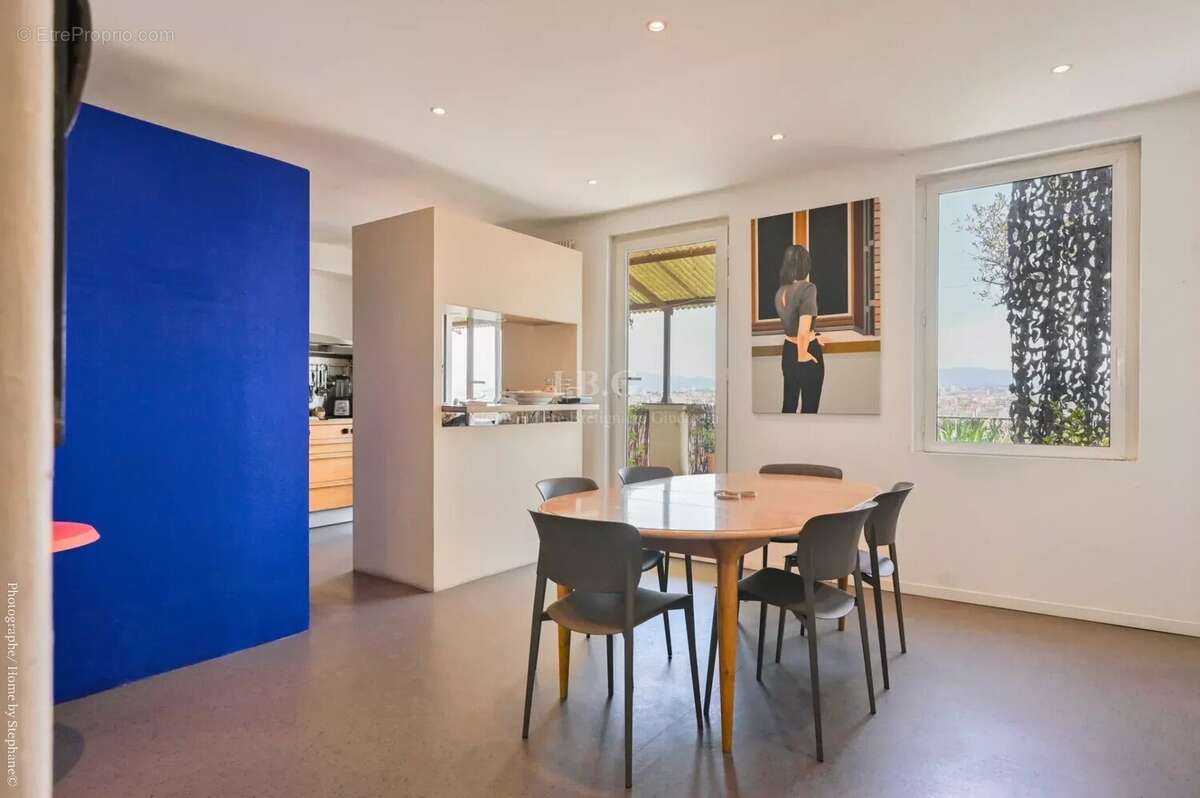 Appartement à MARSEILLE-6E