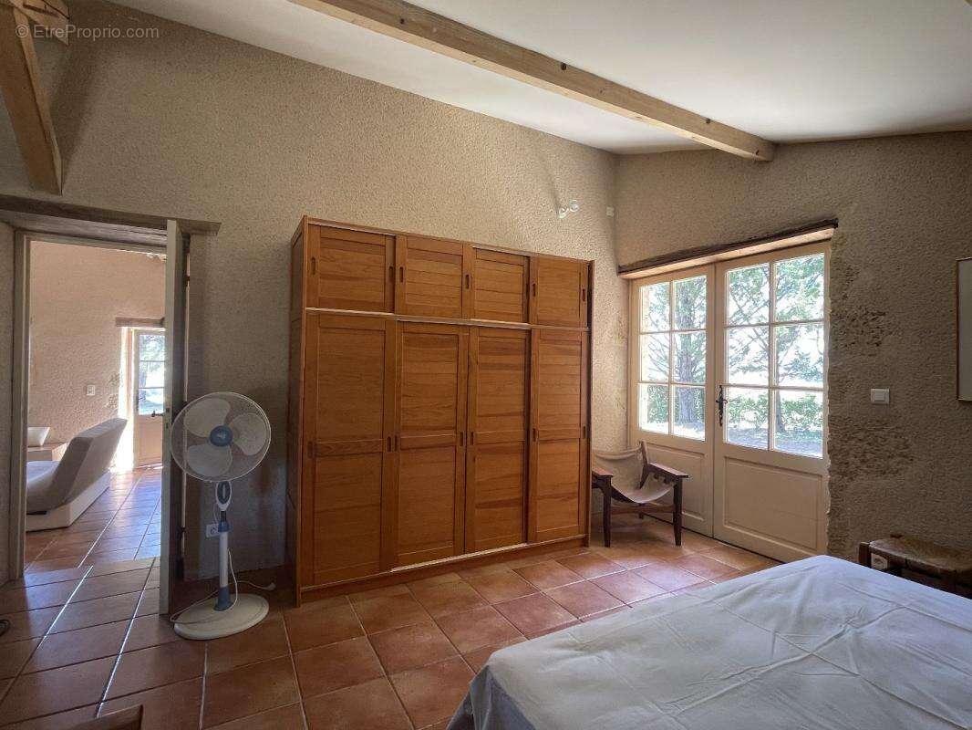 Charmante maison de campagne avec grande piscine et superbes vues - photo 13