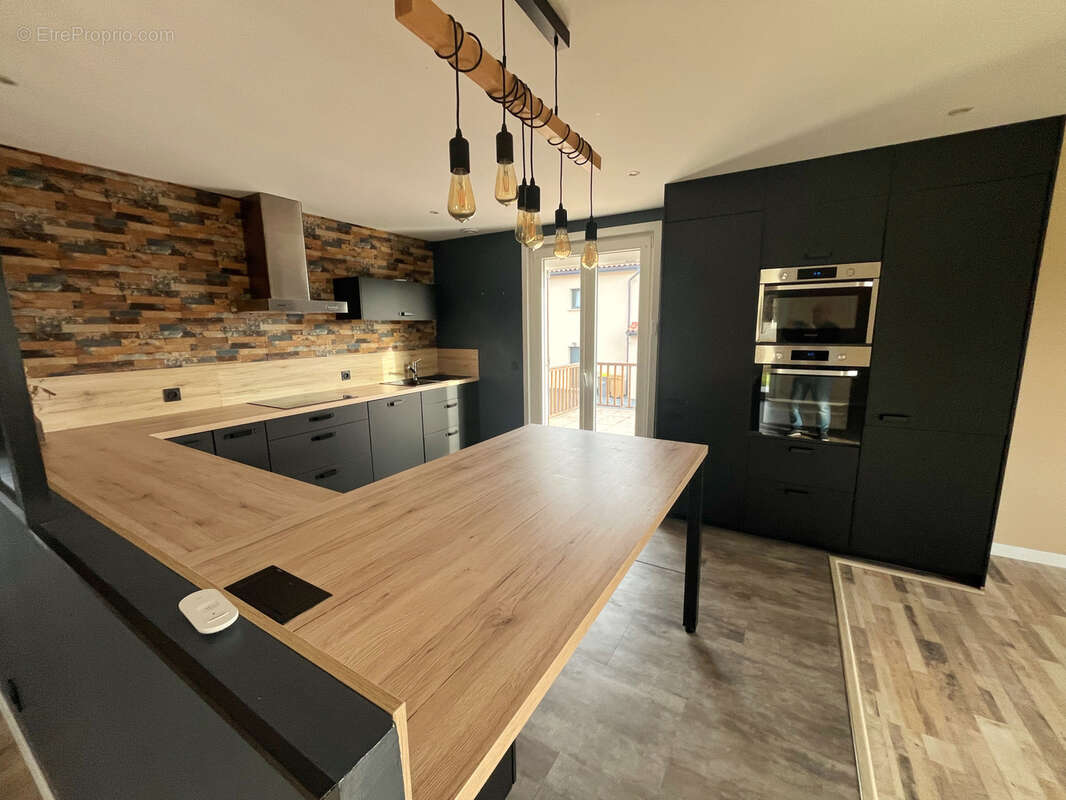 Maison à MORANCE