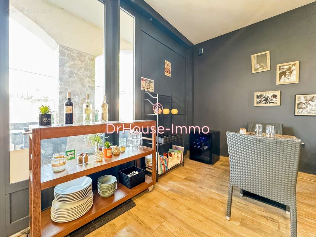 Commerce à POURRIERES