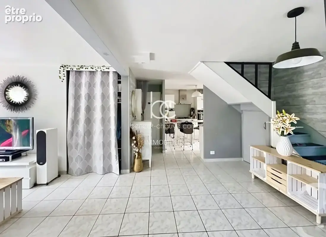 Séné Quartier Versa - Maison au calme à proximité des commerces - photo 2