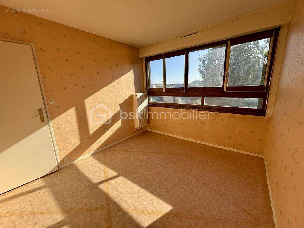 Appartement à CHARLEVILLE-MEZIERES