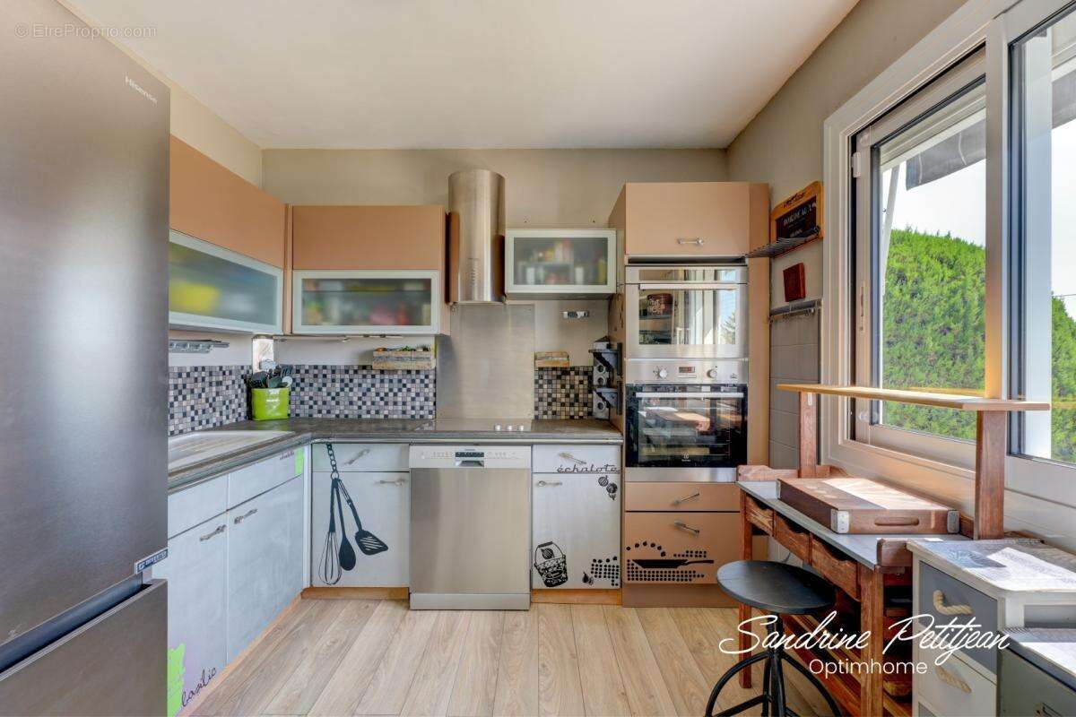 Maison à vendre 4 pièces - parcelle 997m² - Saint Maurice de Beynost 01700 - photo 6