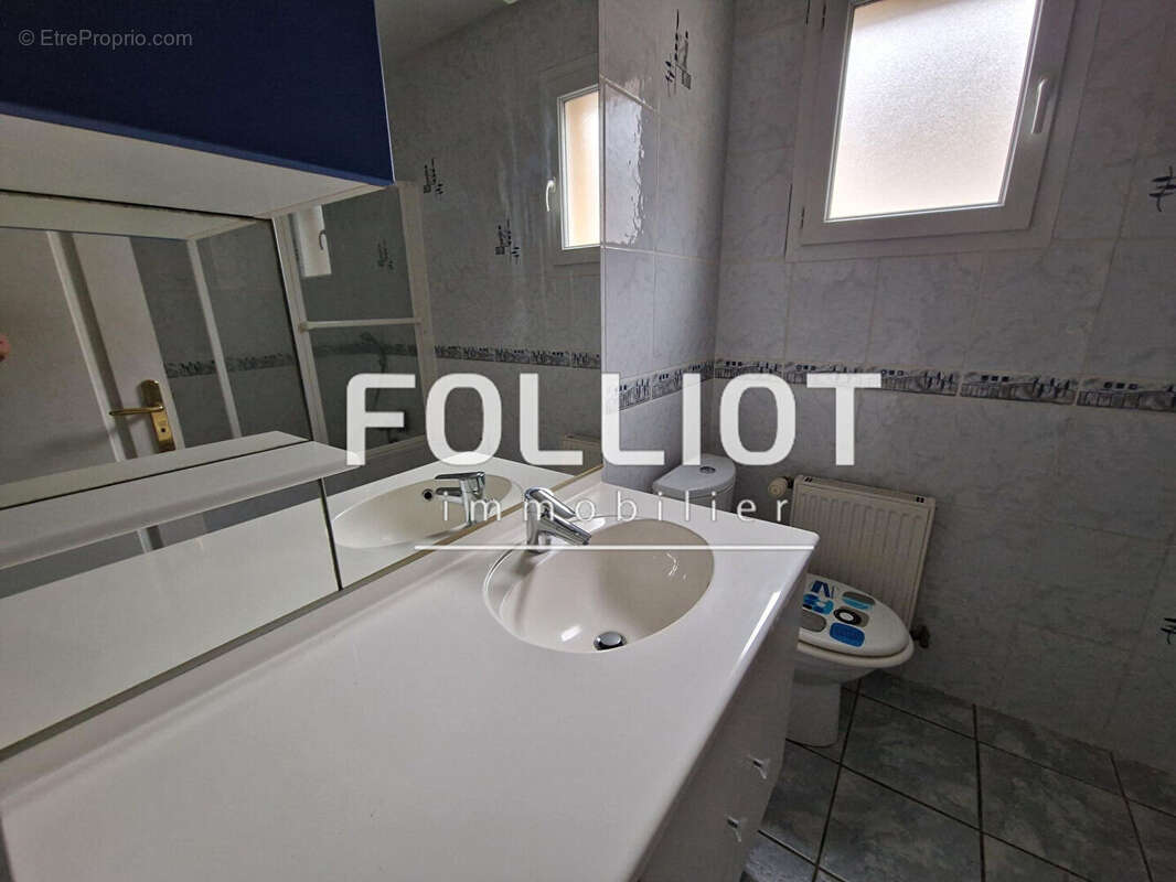 Appartement à PERIERS