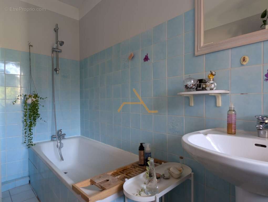 DIEULEFIT  Appartement duplex avec jardin privatif et balcon au sein d'une résidence prisée - photo 6