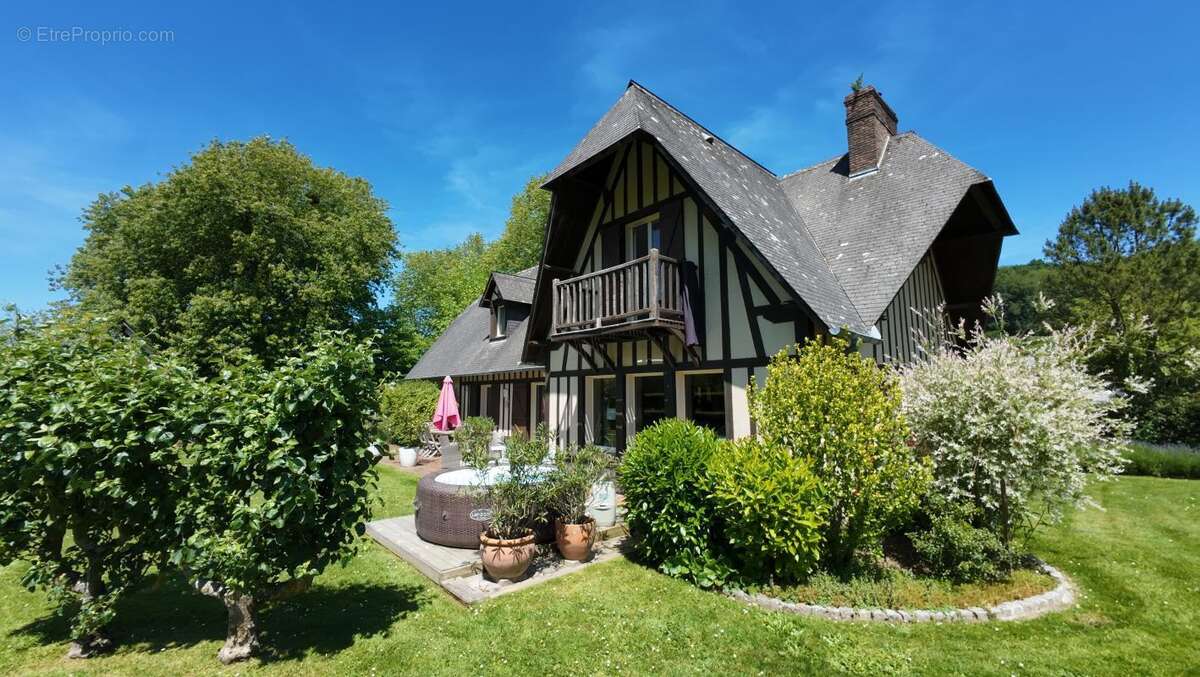 Maison à OHERVILLE
