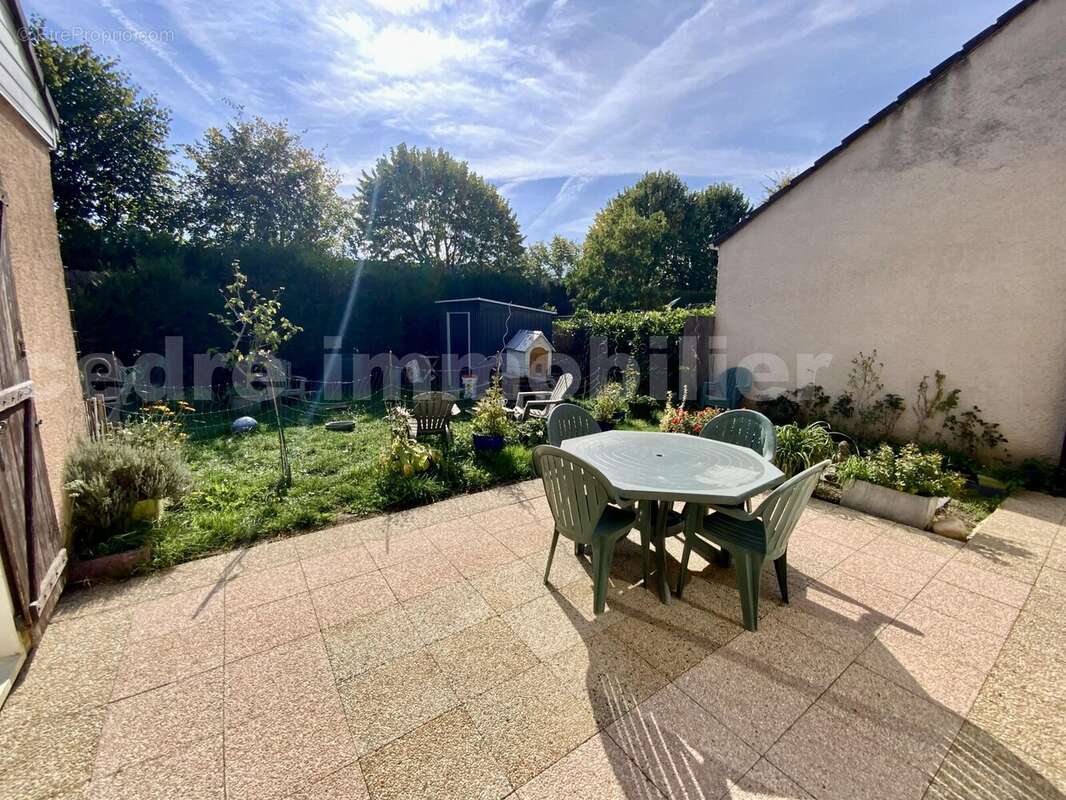 IMG_5475 - Maison à SAINT-PRYVE-SAINT-MESMIN