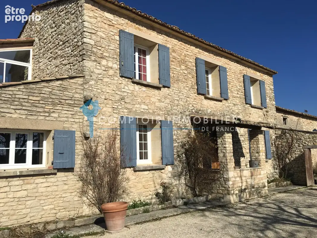 EXCLUSIVITÉ : Bastide proche de Gordes. - photo 17