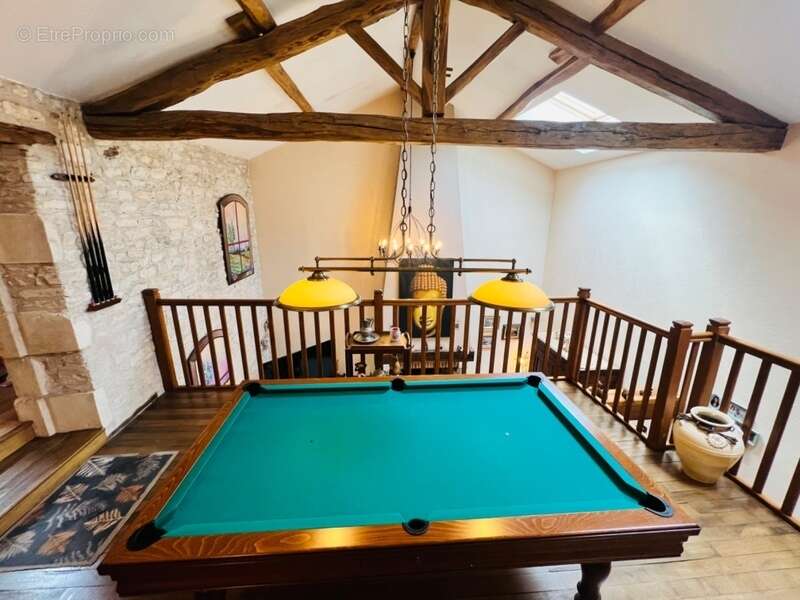Maison bourgeoise 267m² - photo 19