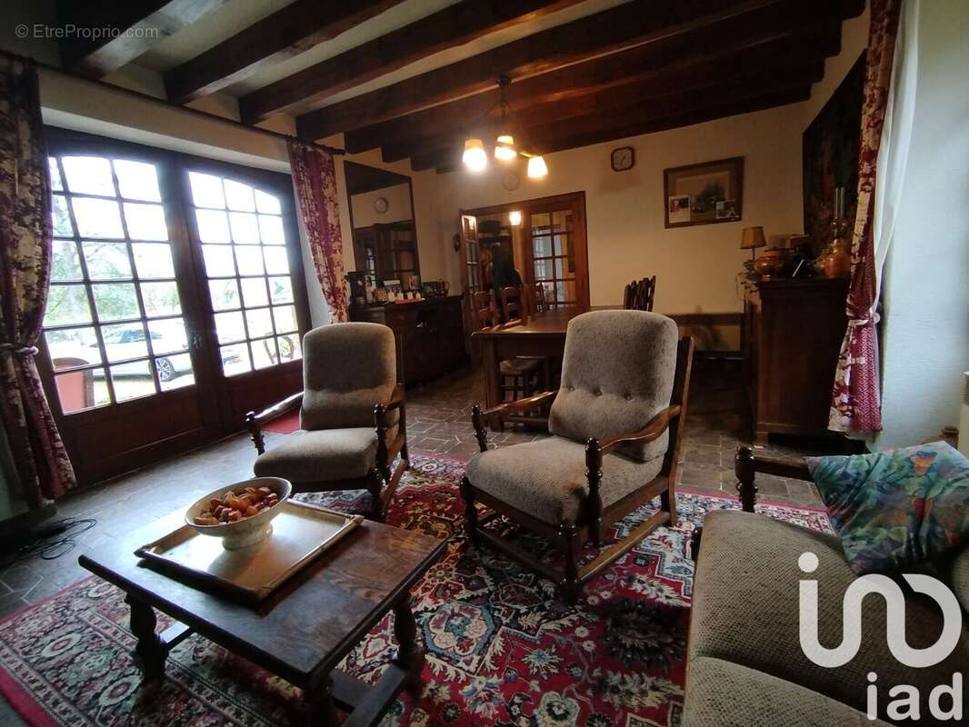 Maison 91 m² à Cressensac  - photo 7
