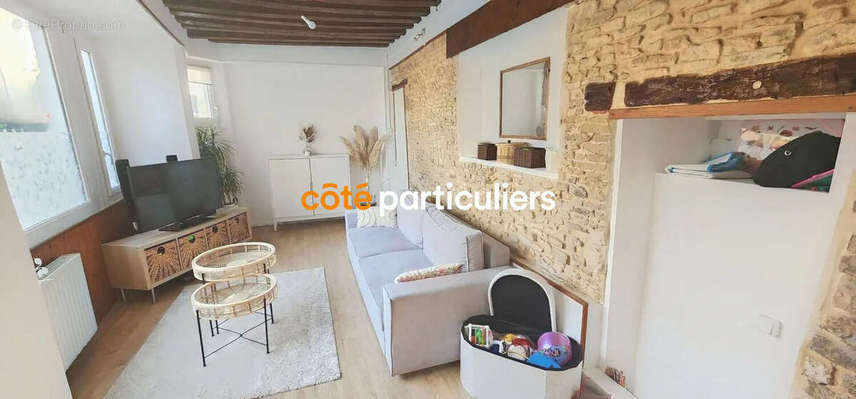 Maison à MEZIDON-CANON