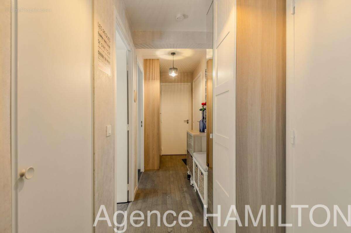 Appartement à NANTERRE