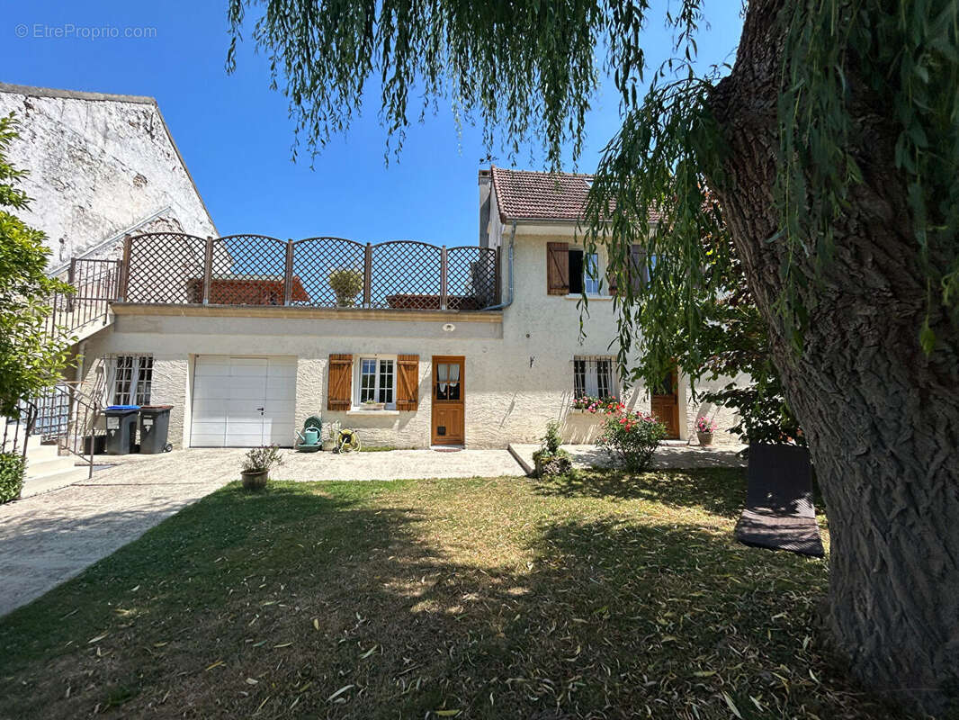 Maison à NANTEUIL-LES-MEAUX