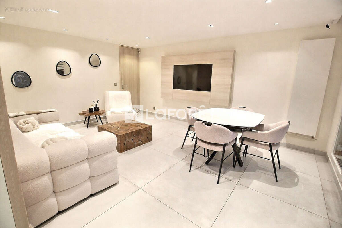 Appartement à GENNEVILLIERS